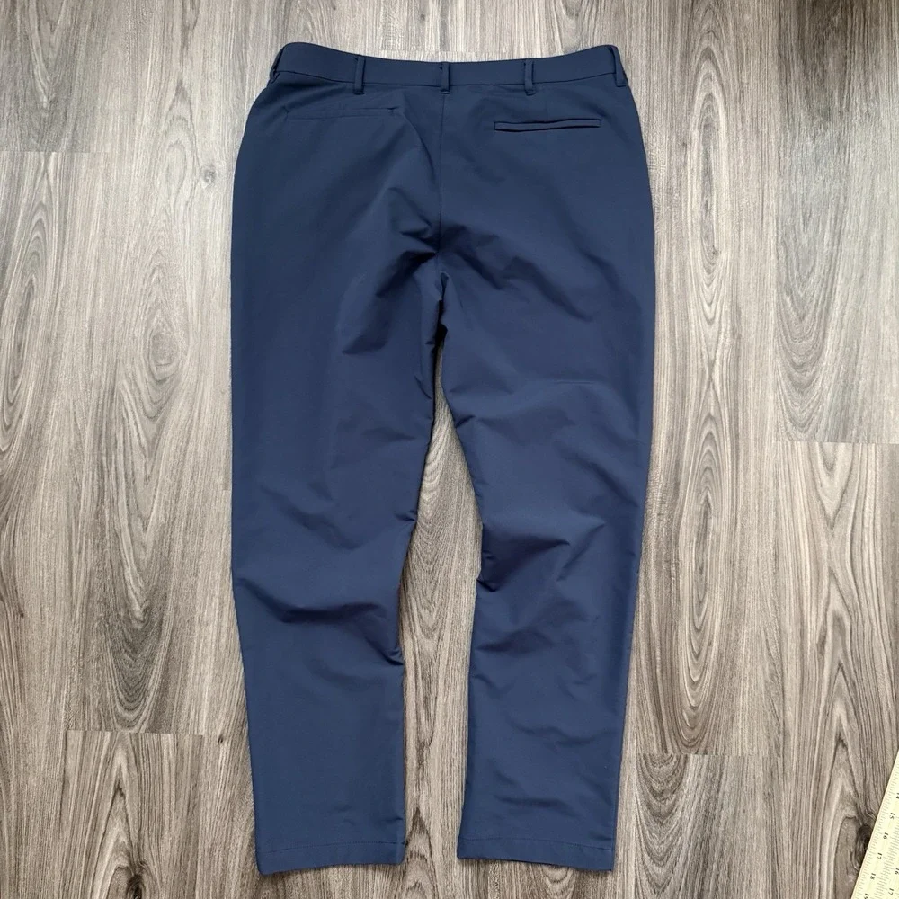 Banana Republic Men's Navy Blue Traveler Pants golf 38x30.5(tag32)100% Polyester